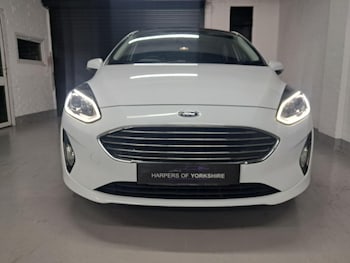 Used Ford Fiesta 2018 for sale - 75520504: Photo