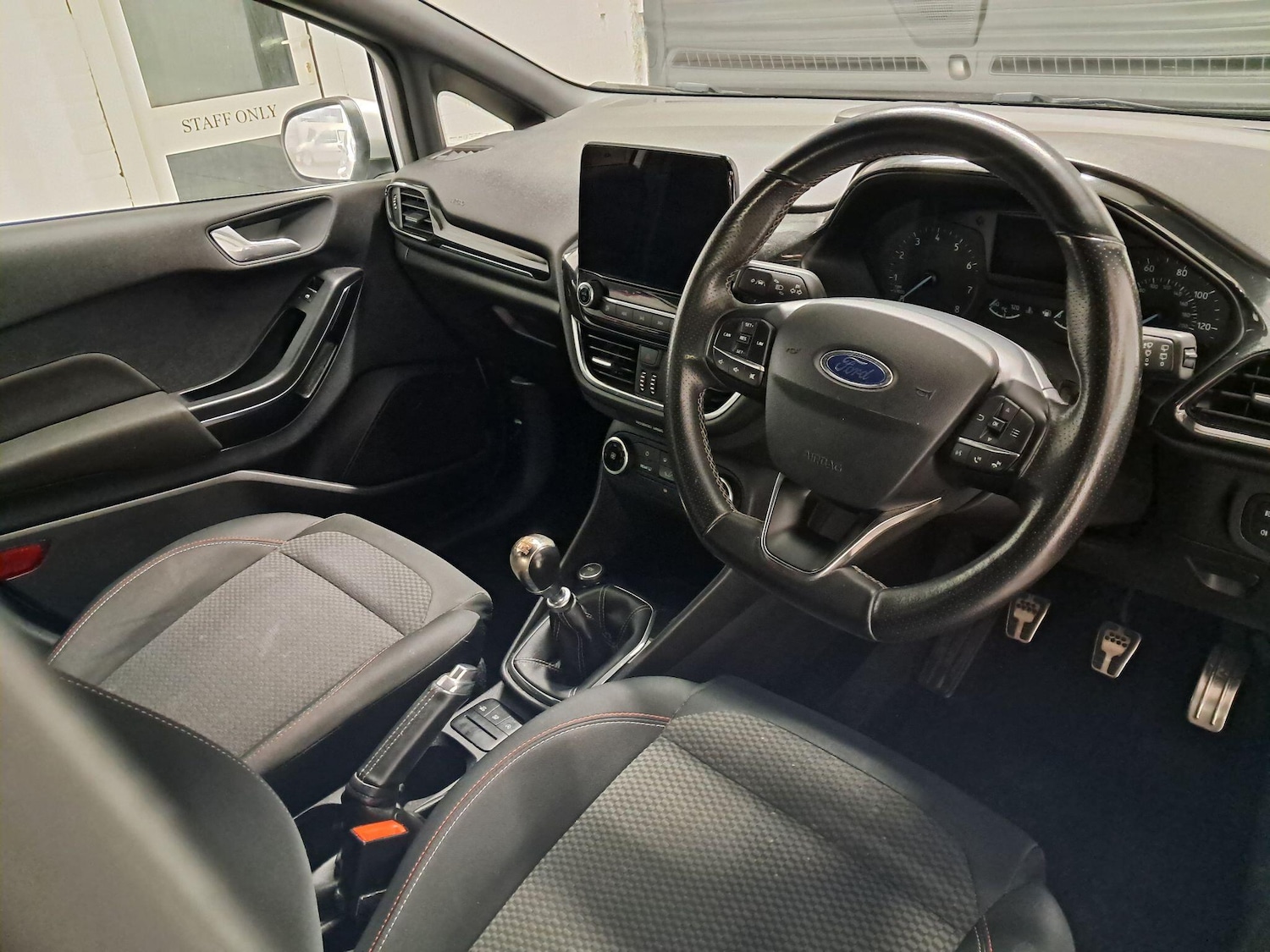 Used Ford Fiesta 2018 for sale - 76606991: Photo 20