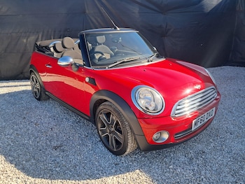 Used MINI Convertible 2010 for sale - 78430201: Photo