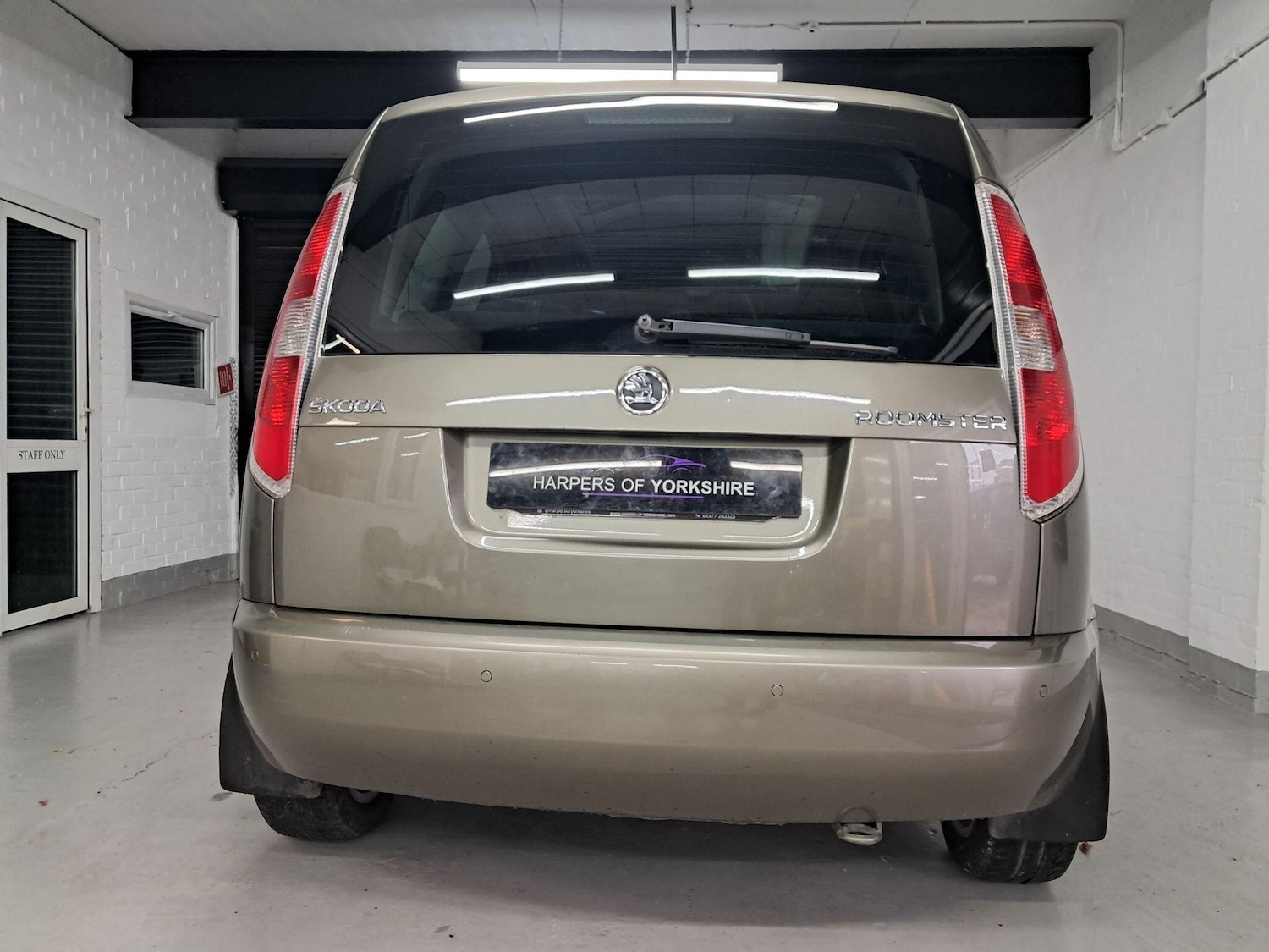 Used Skoda Roomster 2014 for sale - 76326170: Photo 9