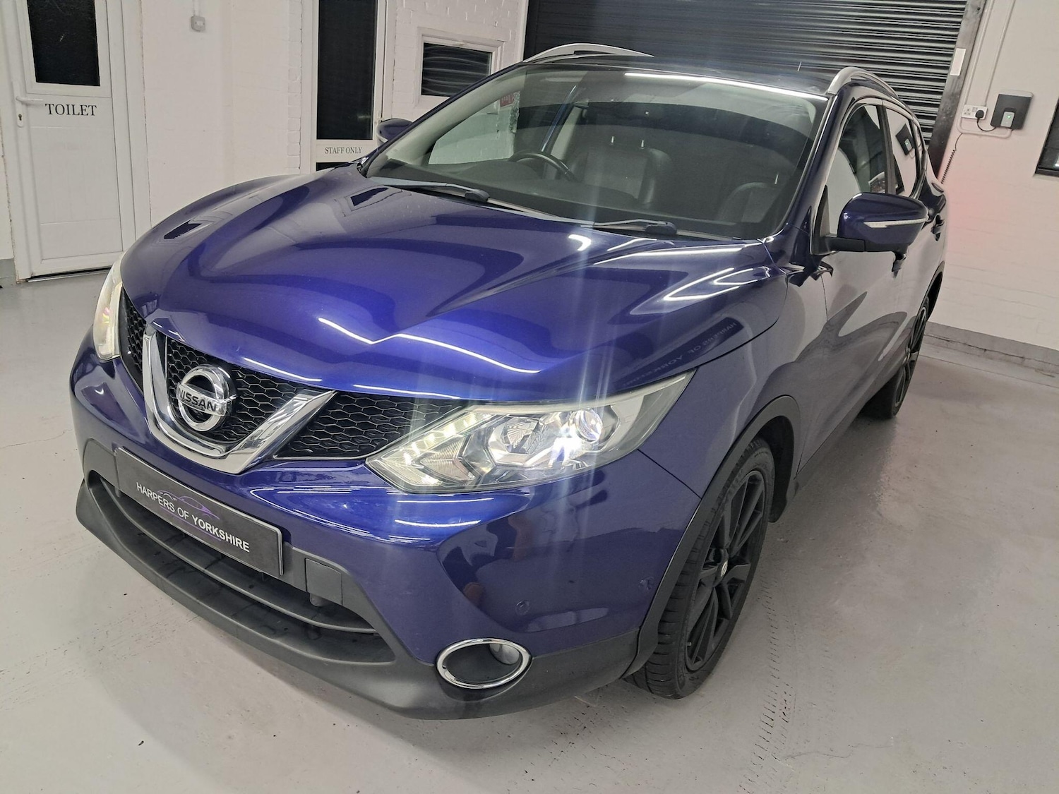 Used Nissan Qashqai for sale - 77242591: Photo 2