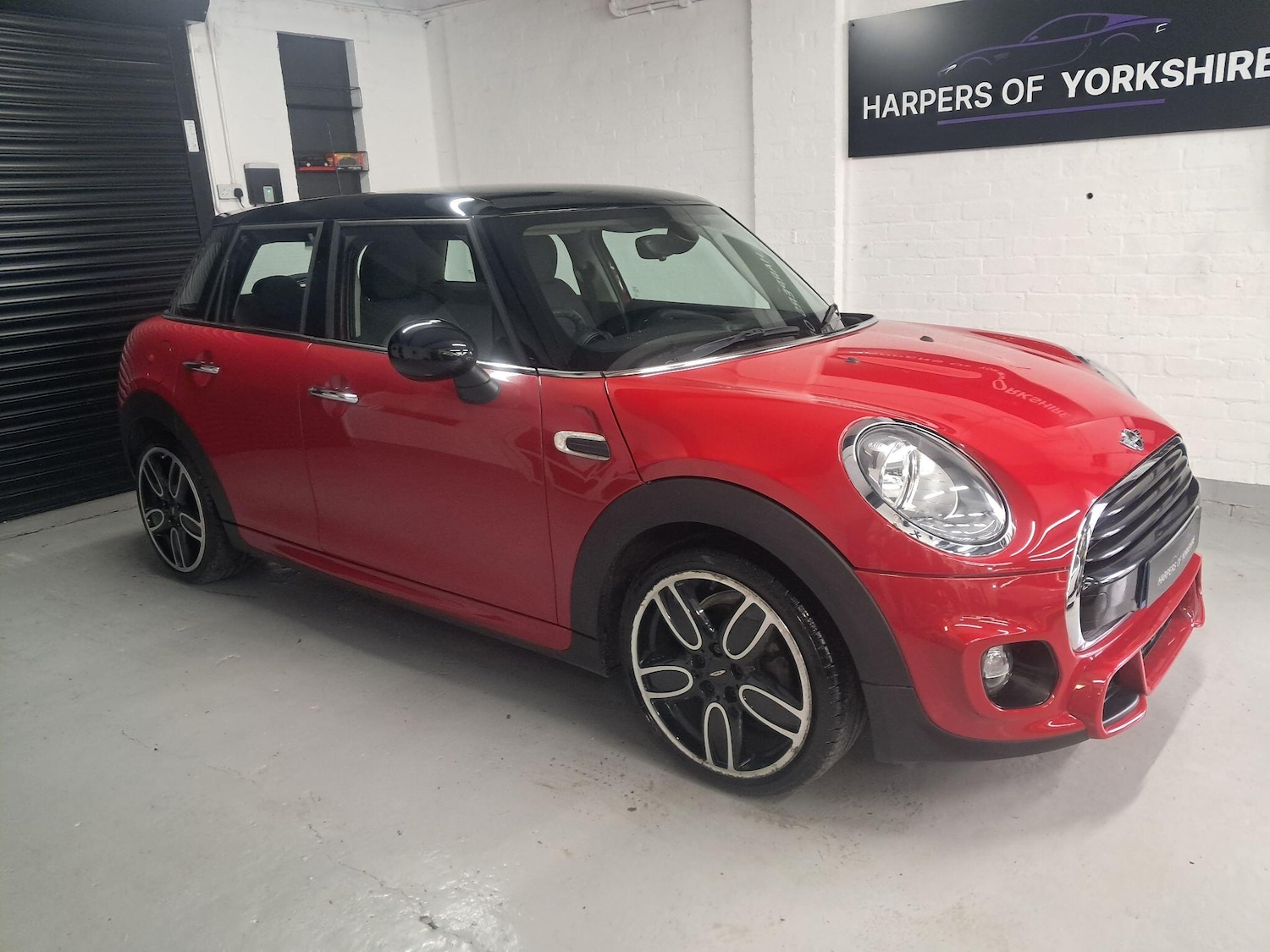 Used MINI Hatch 2018 for sale - 77523942: Photo 2