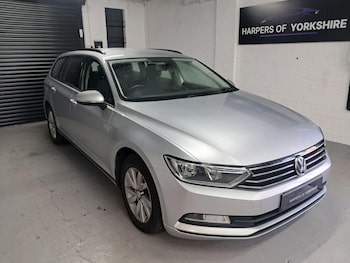Used Volkswagen Passat 2016 for sale - 76607497: Photo