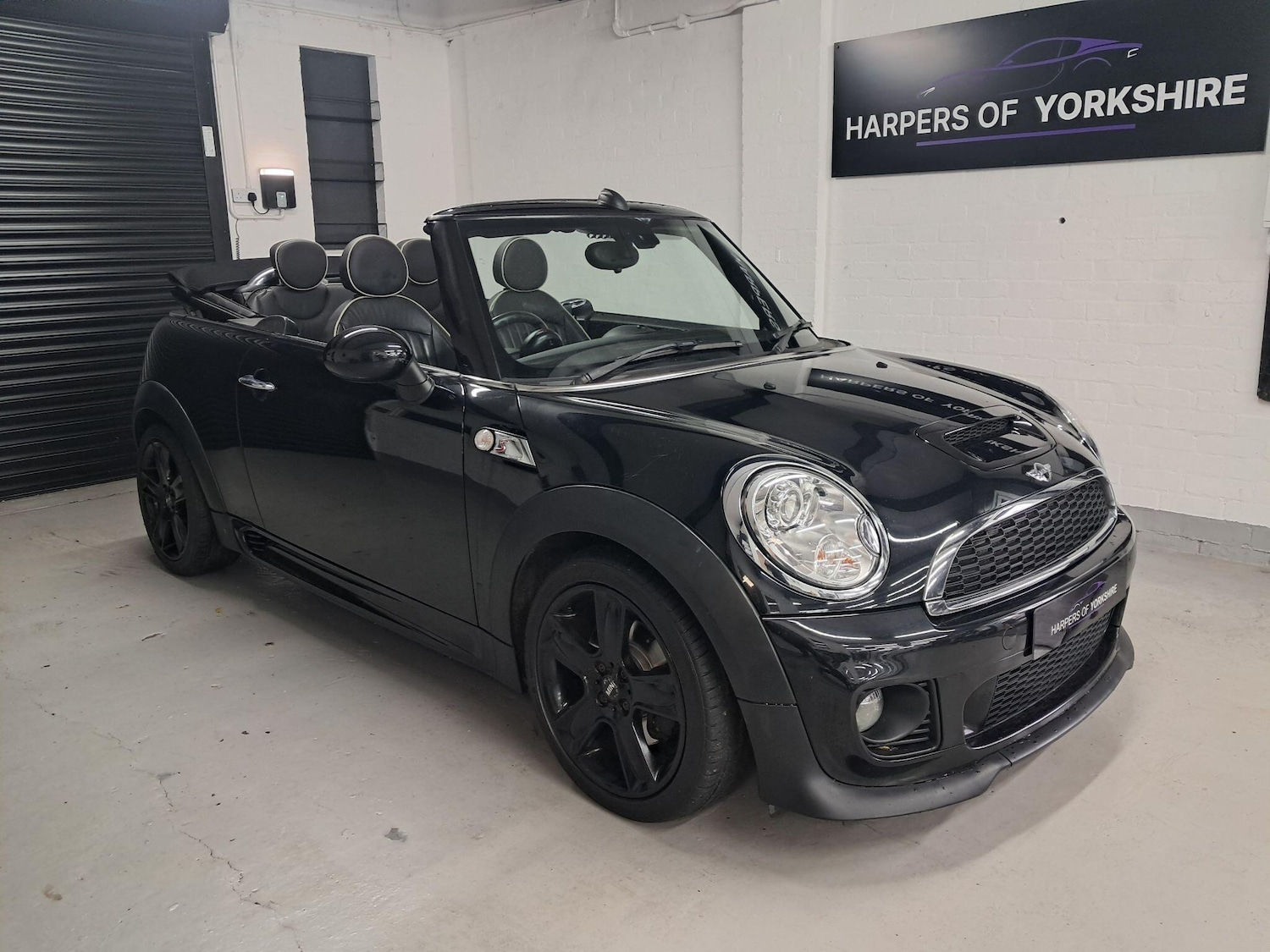 Used MINI Convertible 2013 for sale - 76326165: Photo 1