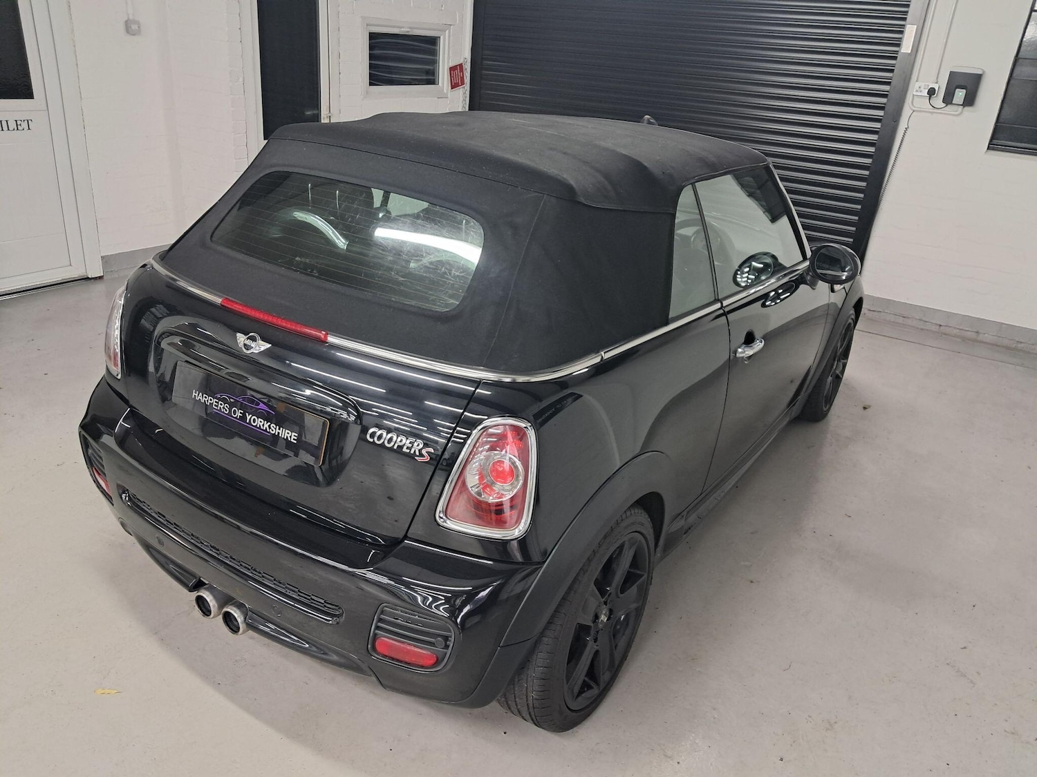 Used MINI Convertible 2013 for sale - 76326165: Photo 11