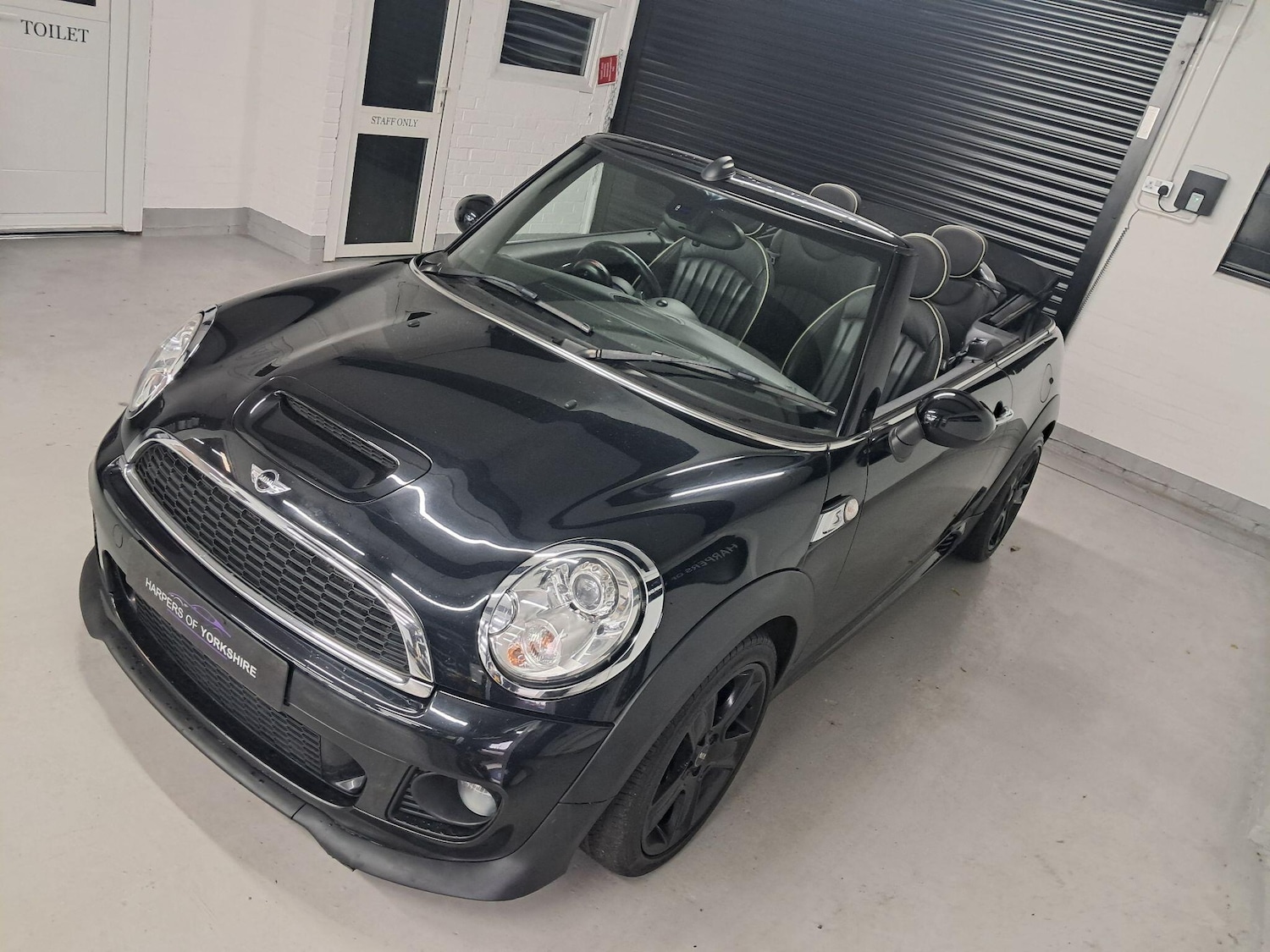 Used MINI Convertible 2013 for sale - 76326165: Photo 3