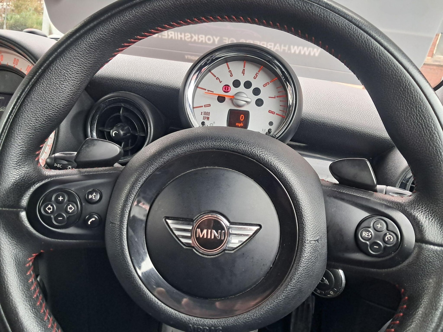 Used MINI Convertible 2013 for sale - 76326165: Photo 30