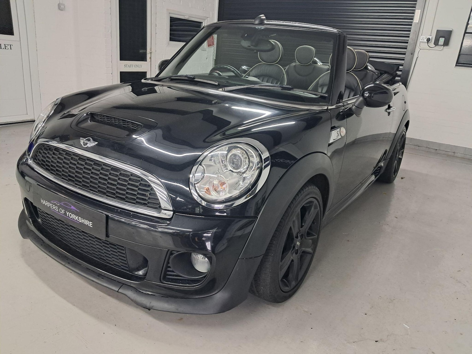 Used MINI Convertible 2013 for sale - 76326165: Photo 4