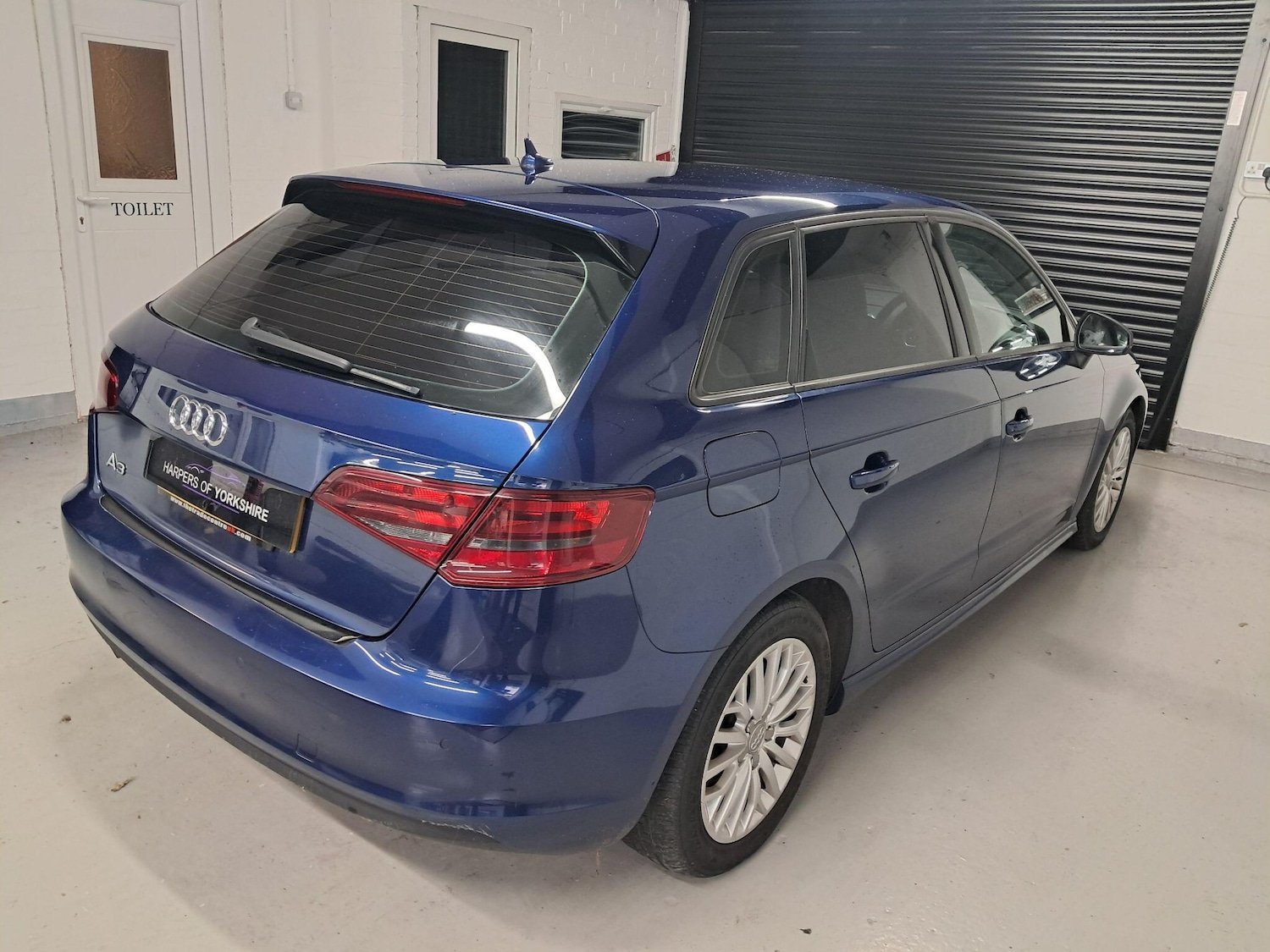 Used Audi A3 2015 for sale - 76620457: Photo 9