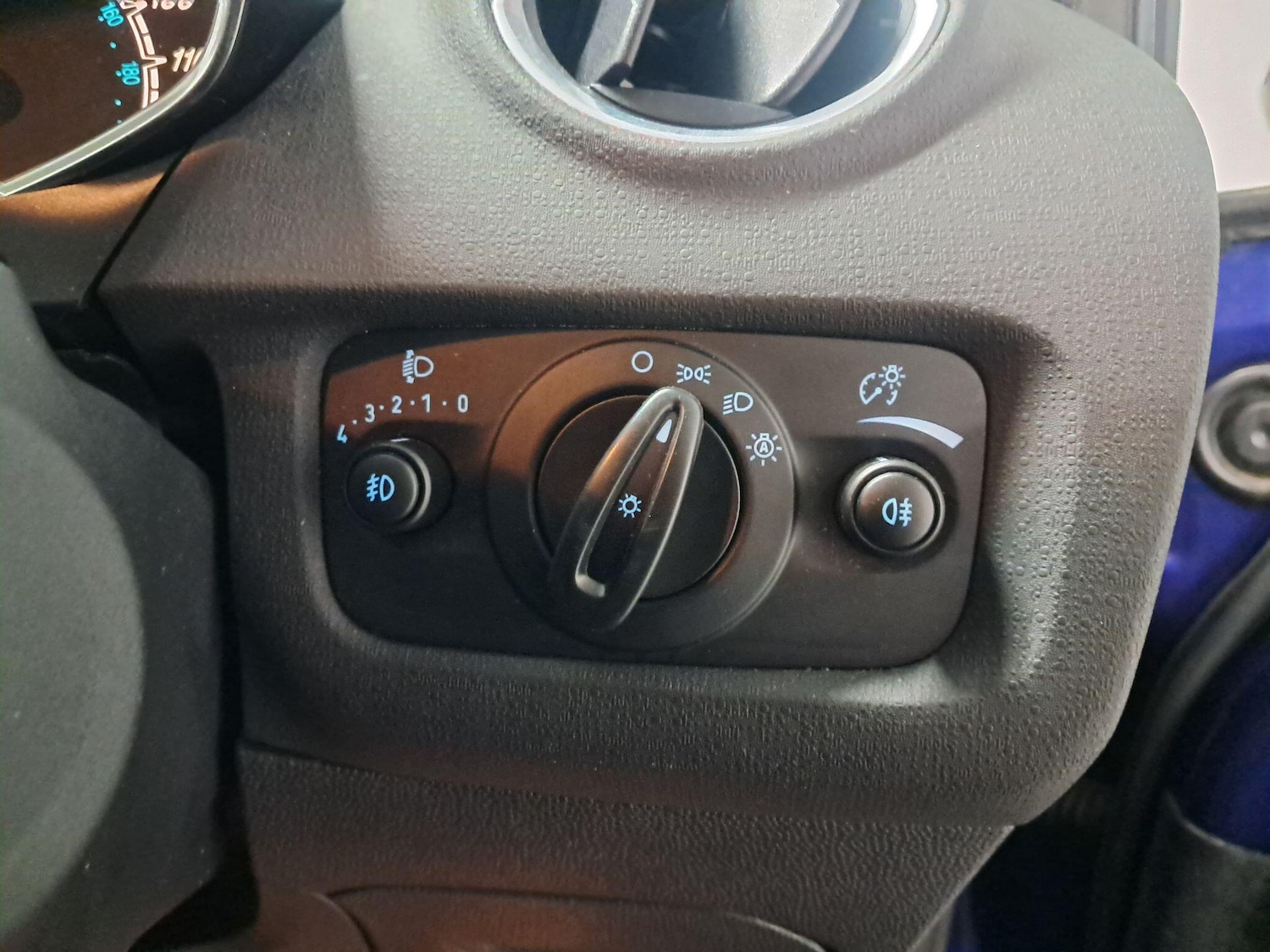 Used Ford Fiesta 2014 for sale - 78101490: Photo 29