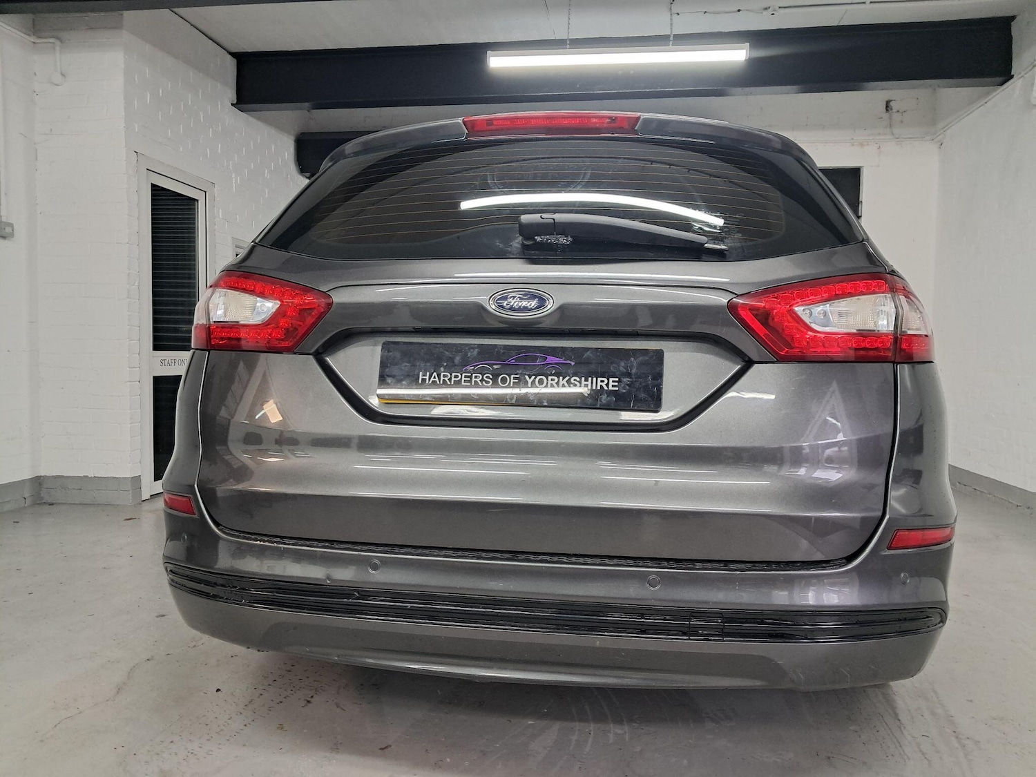 Used Ford Mondeo 2015 for sale - 76620594: Photo 15