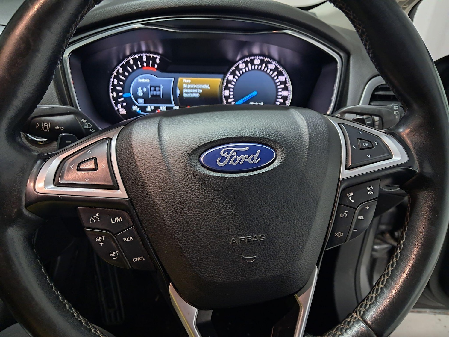 Used Ford Mondeo 2015 for sale - 76620594: Photo 19