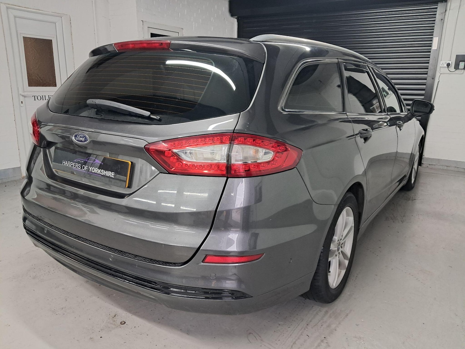 Used Ford Mondeo 2015 for sale - 76620594: Photo 9