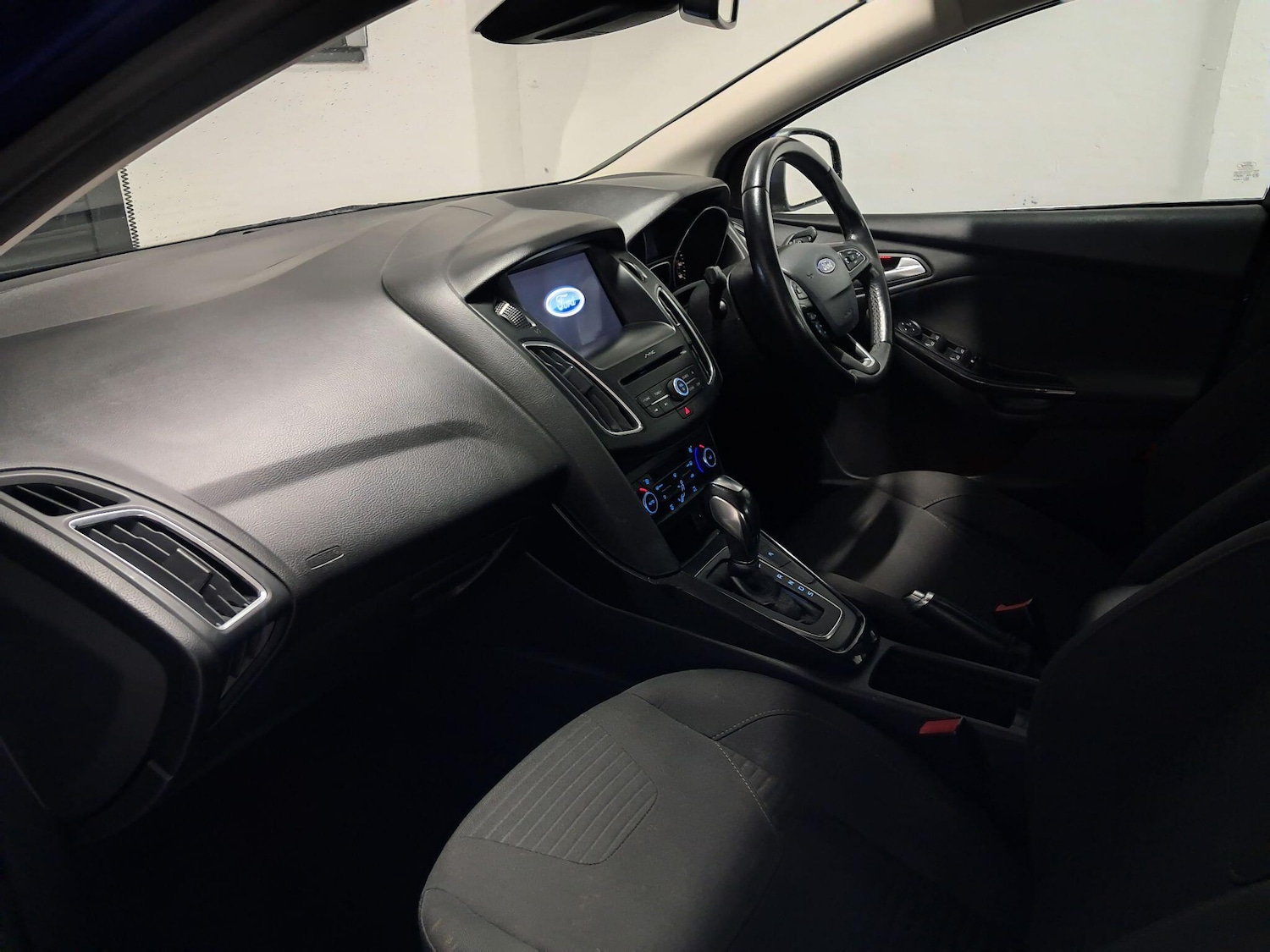 Used Ford Focus 2017 for sale - 76839676: Photo 12