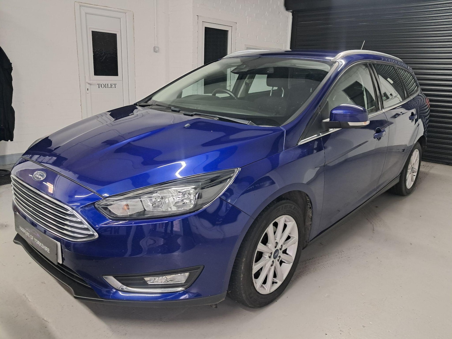 Used Ford Focus 2017 for sale - 76839676: Photo 3