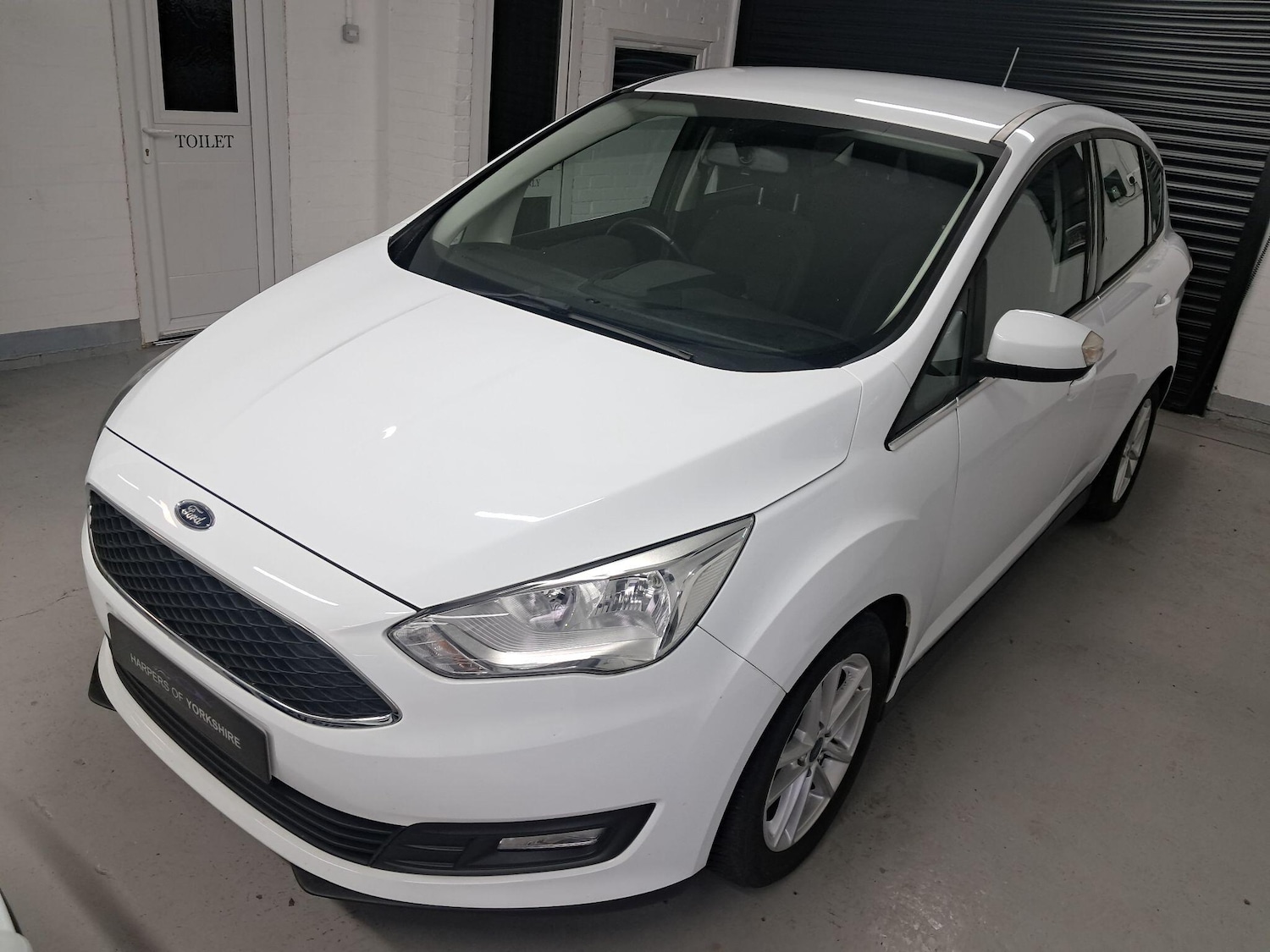 Used Ford C-Max 2017 for sale - 76839649: Photo 3