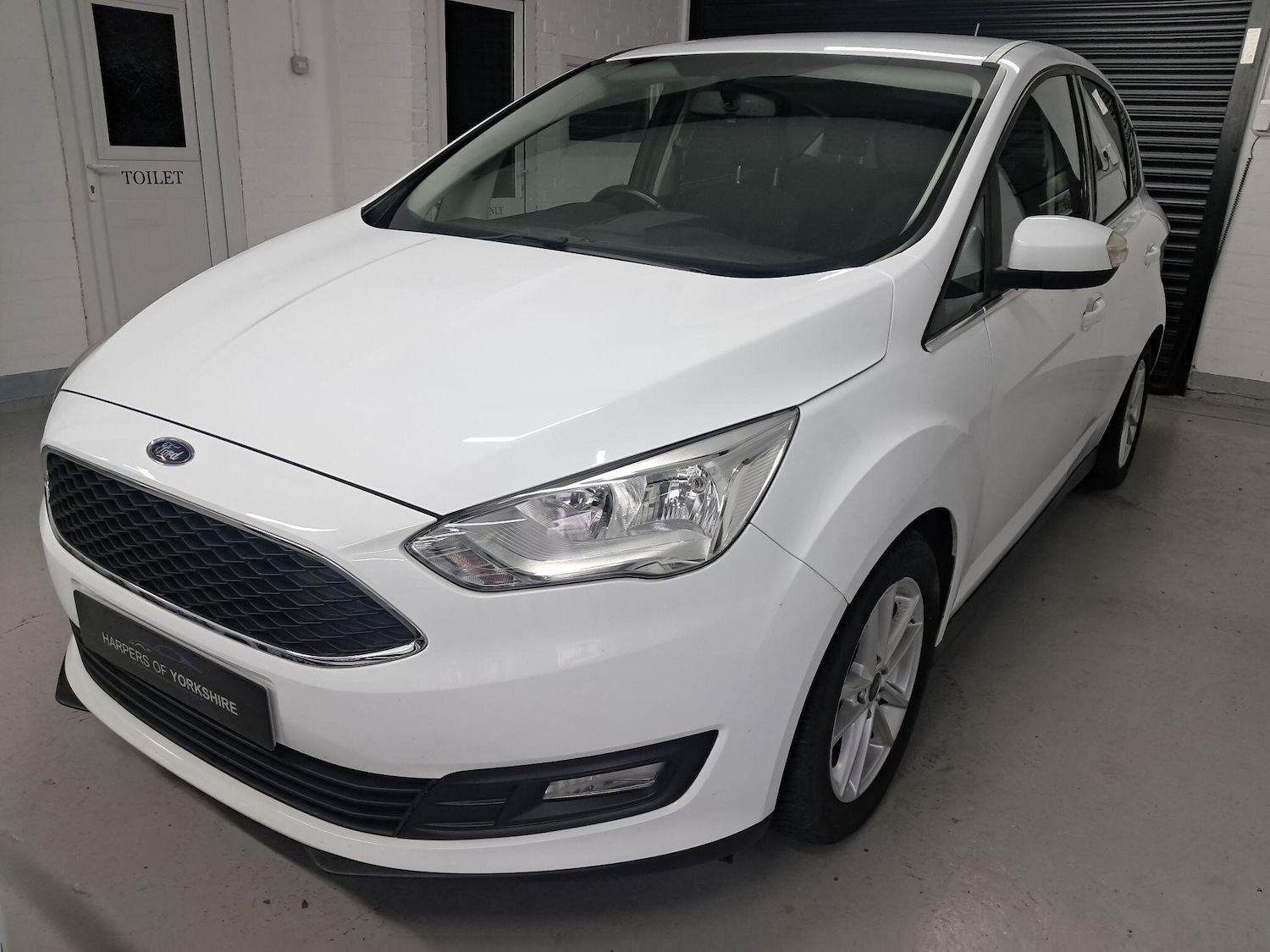 Used Ford C-Max 2017 for sale - 76839649: Photo 5