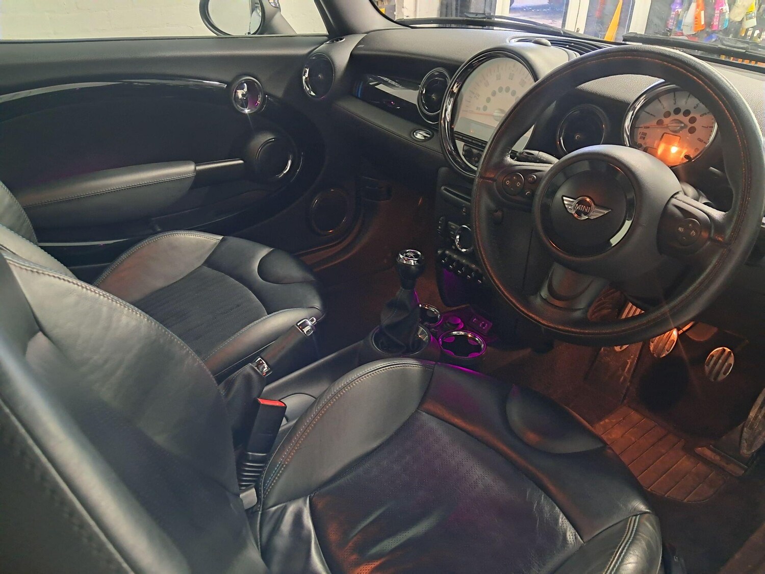 Used MINI Hatch 2012 for sale - 76942415: Photo 16