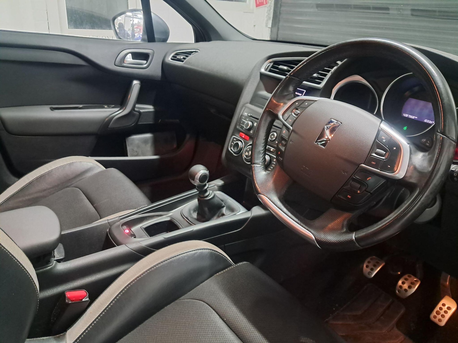 Used Citroen DS4 2011 for sale - 77524199: Photo 17