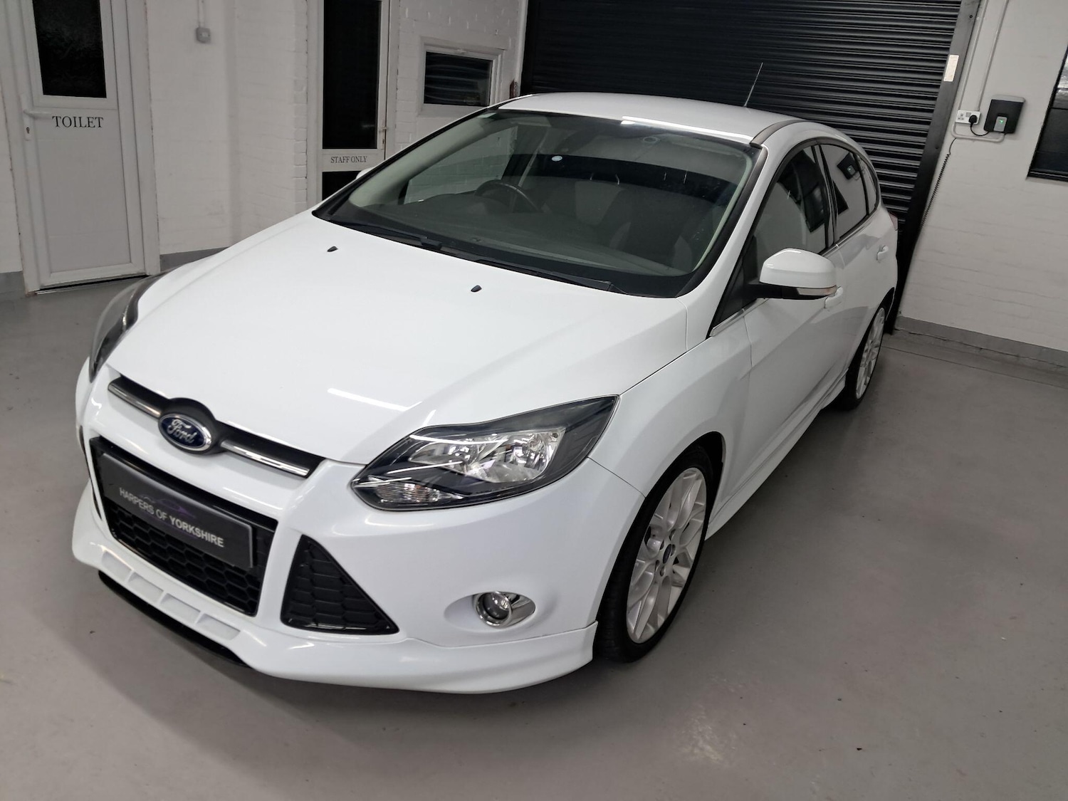Used Ford Focus 2014 for sale - 76226162: Photo 2