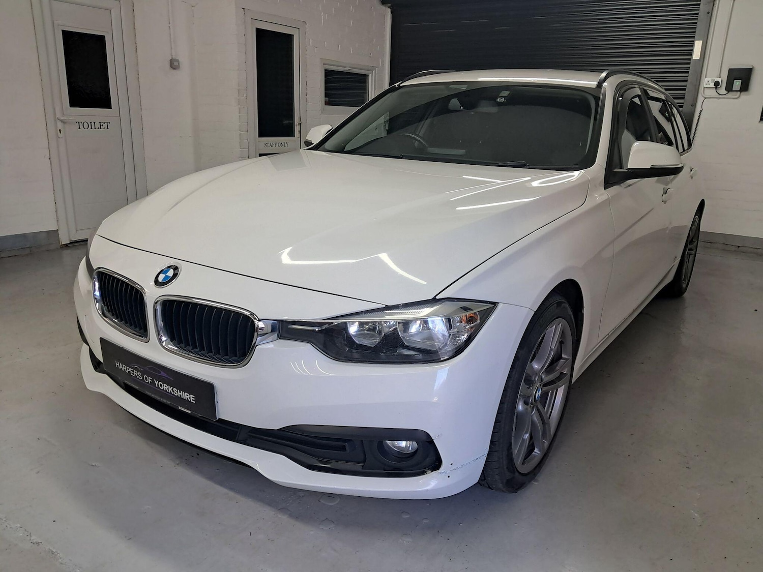 Used BMW 3 Series 2016 for sale - 78185414: Photo 2