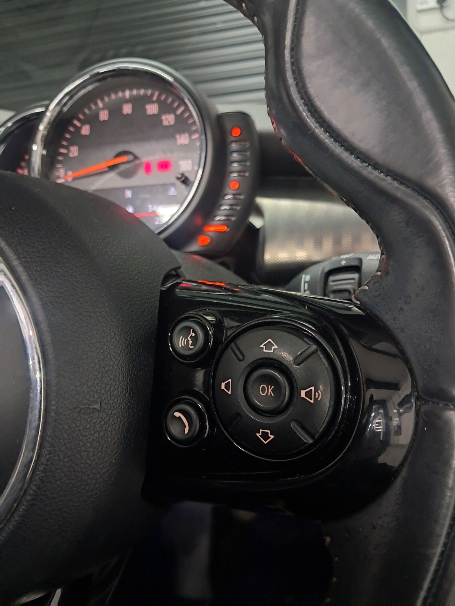 Used MINI Convertible 2017 for sale - 77523751: Photo 40