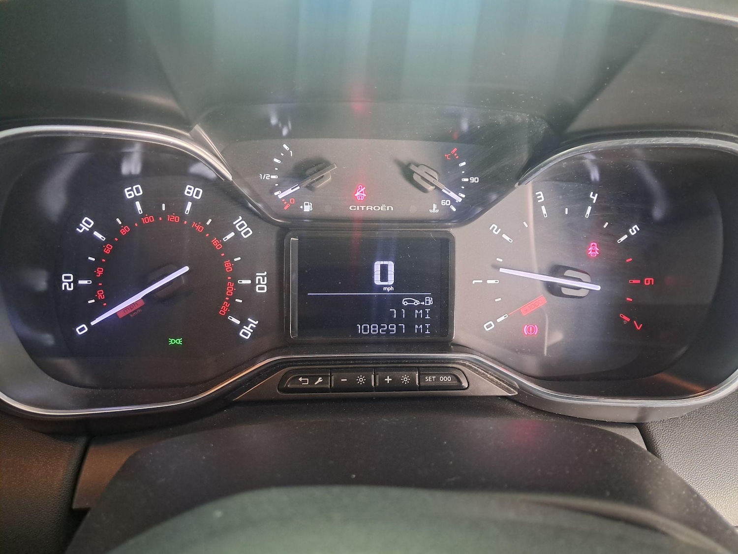 Used Citroen C3 Aircross 2019 for sale - 76942641: Photo 12