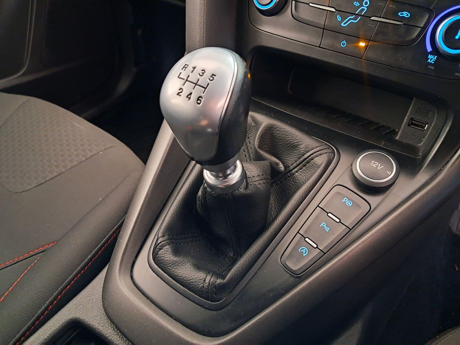 Used Ford Focus 2017 for sale - 76608307: Photo 22