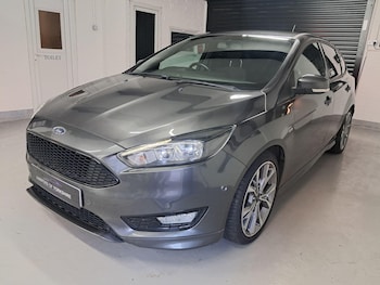 Used Ford Focus 2017 for sale - 76608307: Photo