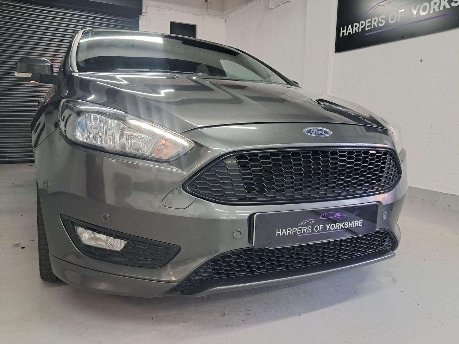Used Ford Focus 2017 for sale - 76608307: Photo 3