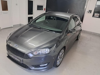 Used Ford Focus 2017 for sale - 76608307: Photo