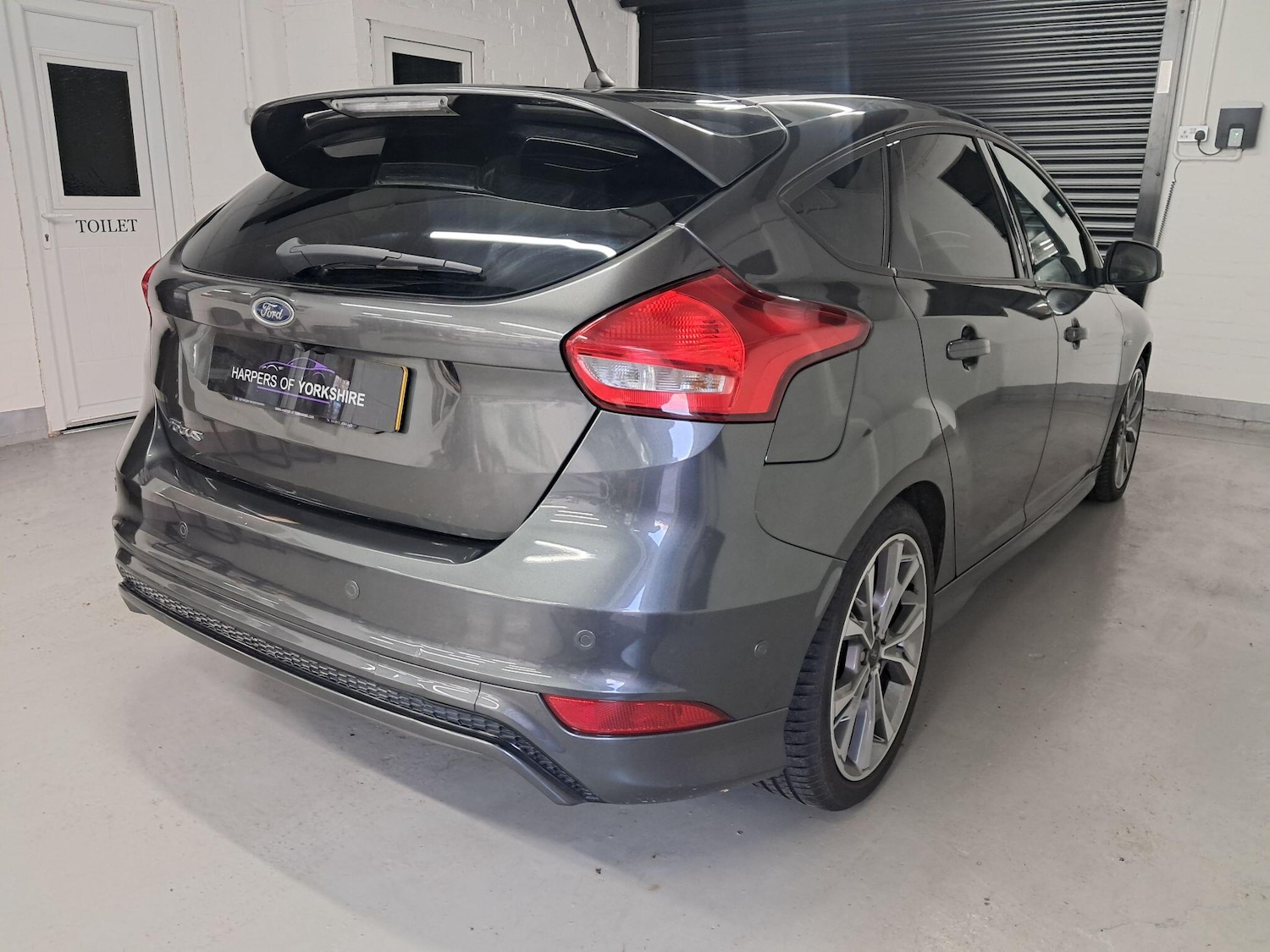 Used Ford Focus 2017 for sale - 76608307: Photo 9
