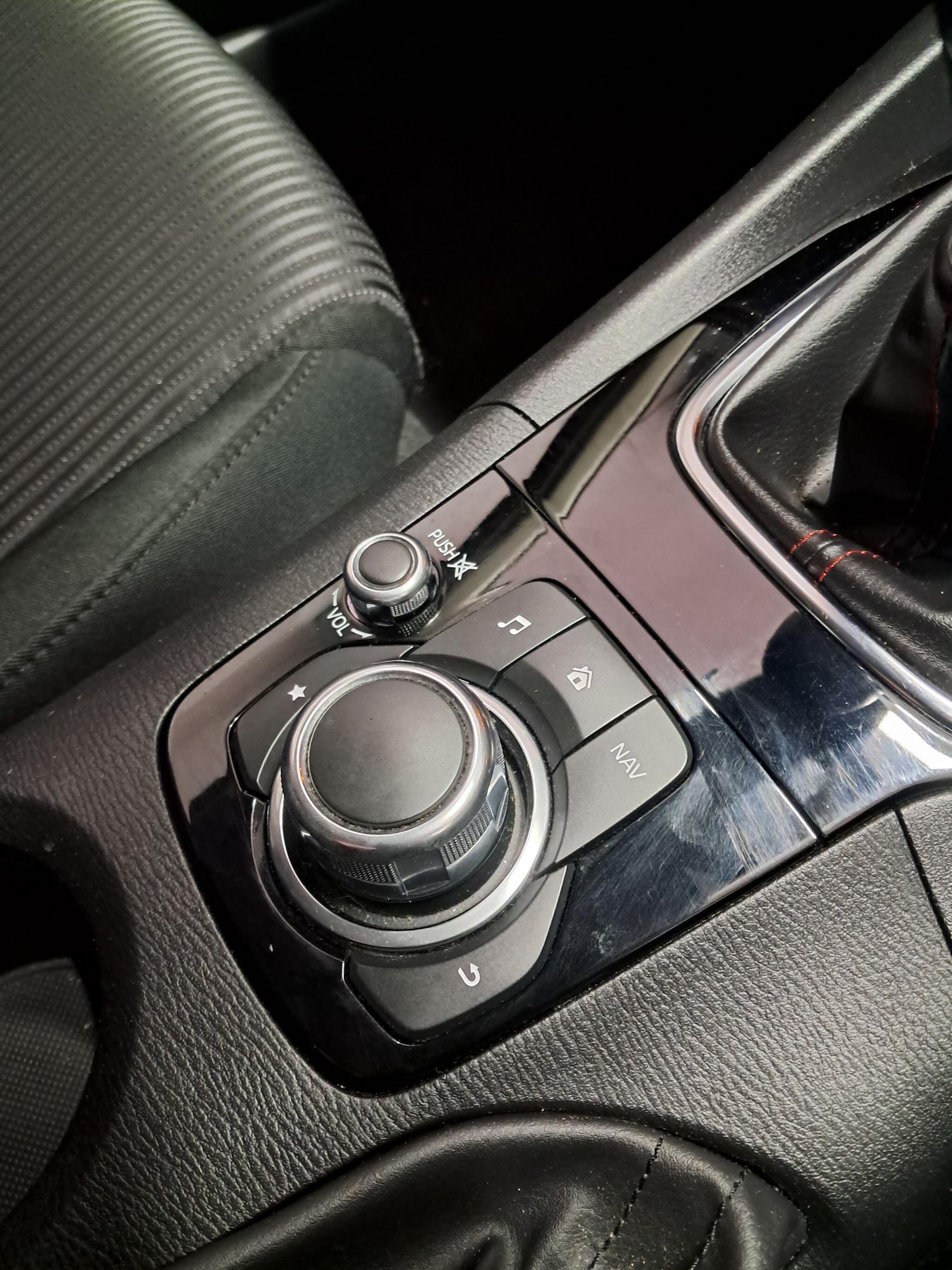 Used Mazda Mazda3 2015 for sale - 76326436: Photo 21