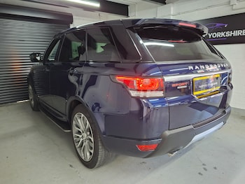 Used Land Rover Range Rover Sport 2015 for sale - 79487805: Photo