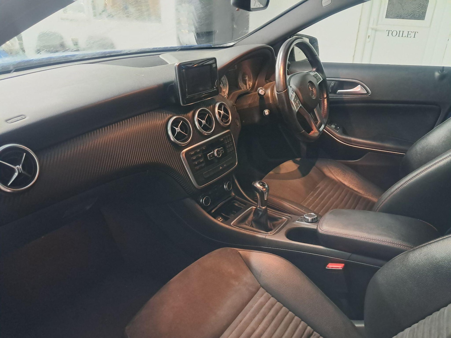 Used Mercedes-Benz A-Class 2014 for sale - 76326417: Photo 11