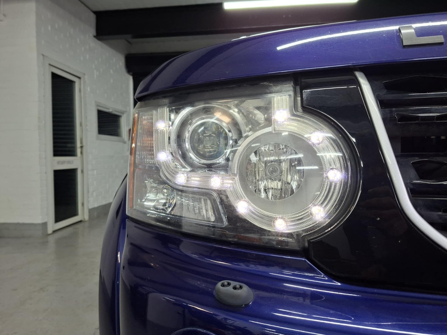 Used Land Rover Discovery 2010 for sale - 77683902: Photo 19