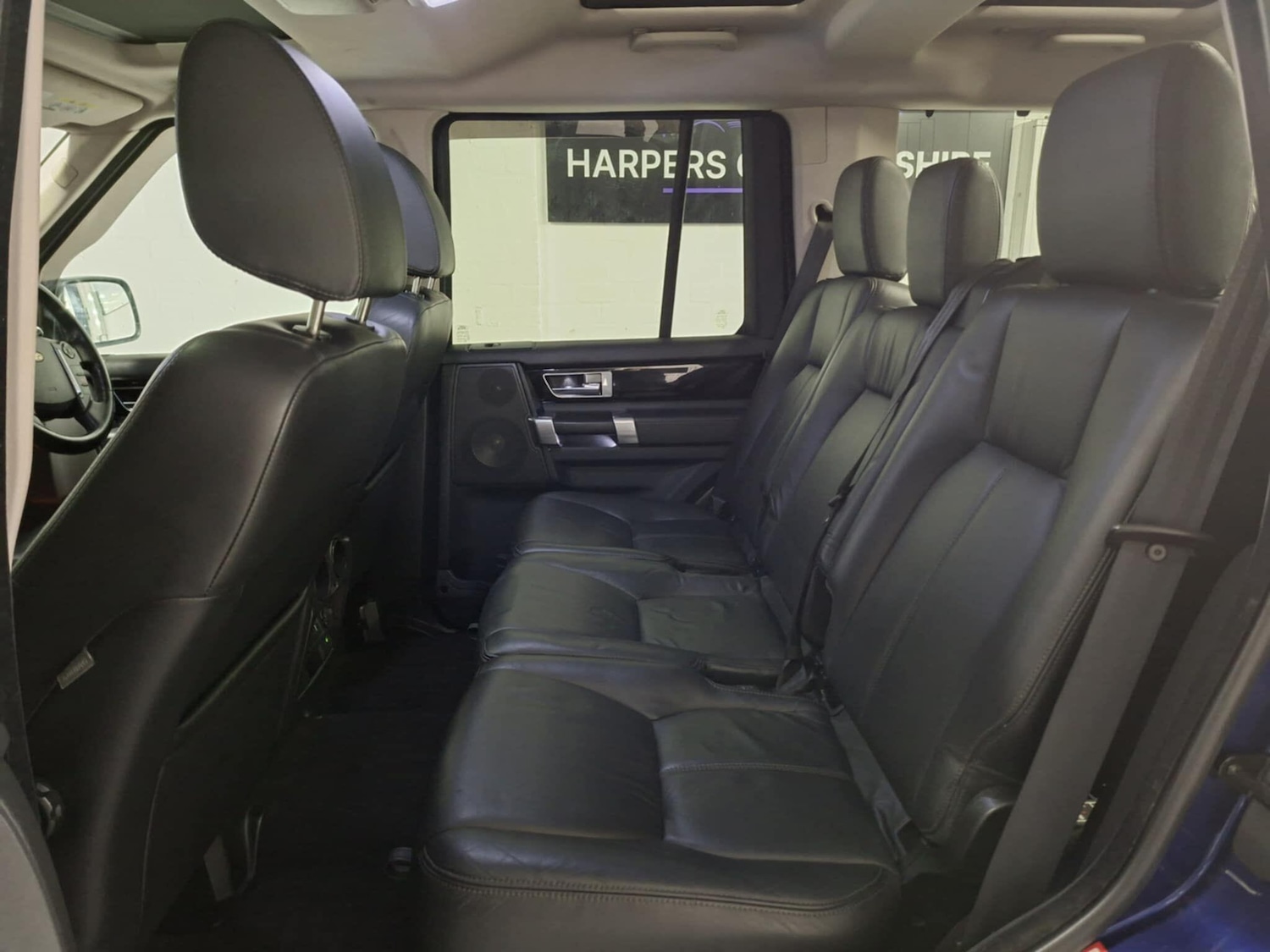 Used Land Rover Discovery 2010 for sale - 77683902: Photo 25