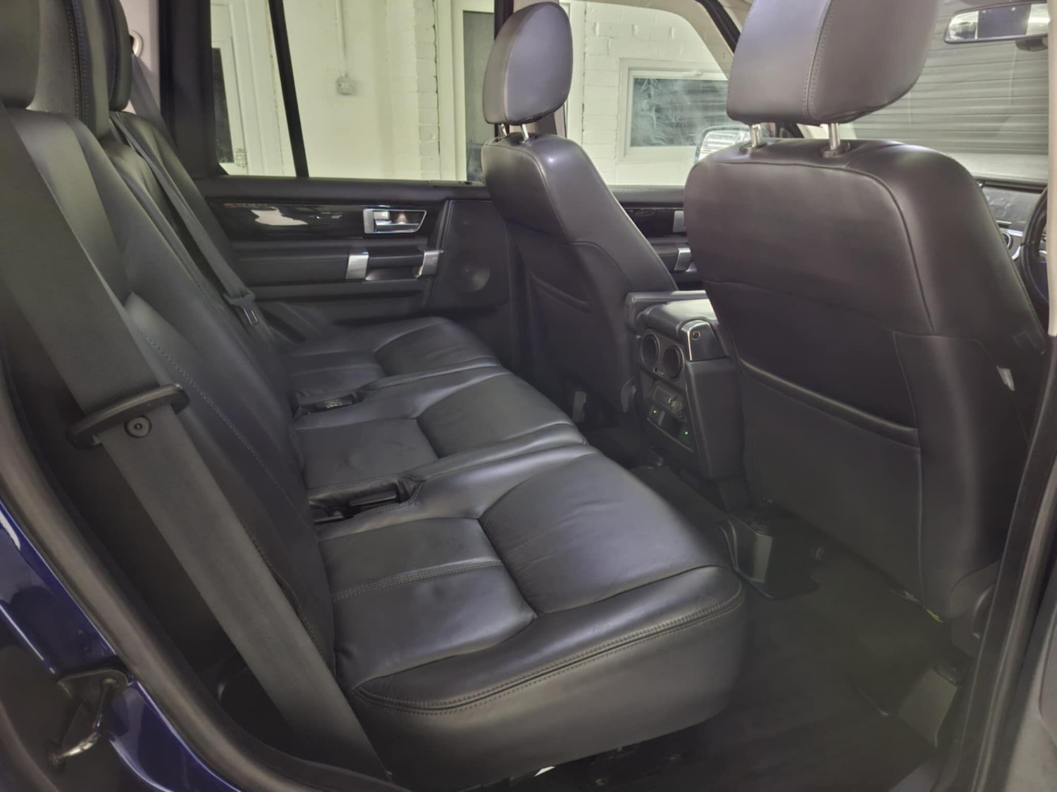 Used Land Rover Discovery 2010 for sale - 77683902: Photo 26