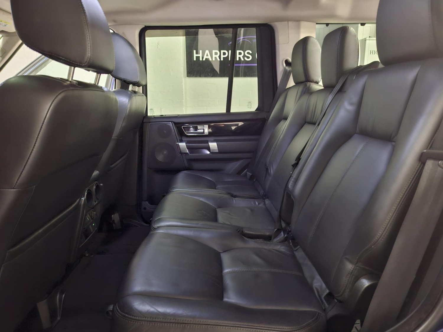 Used Land Rover Discovery 2010 for sale - 77683902: Photo 27