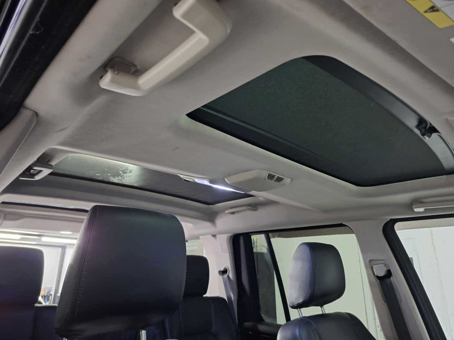 Used Land Rover Discovery 2010 for sale - 77683902: Photo 35