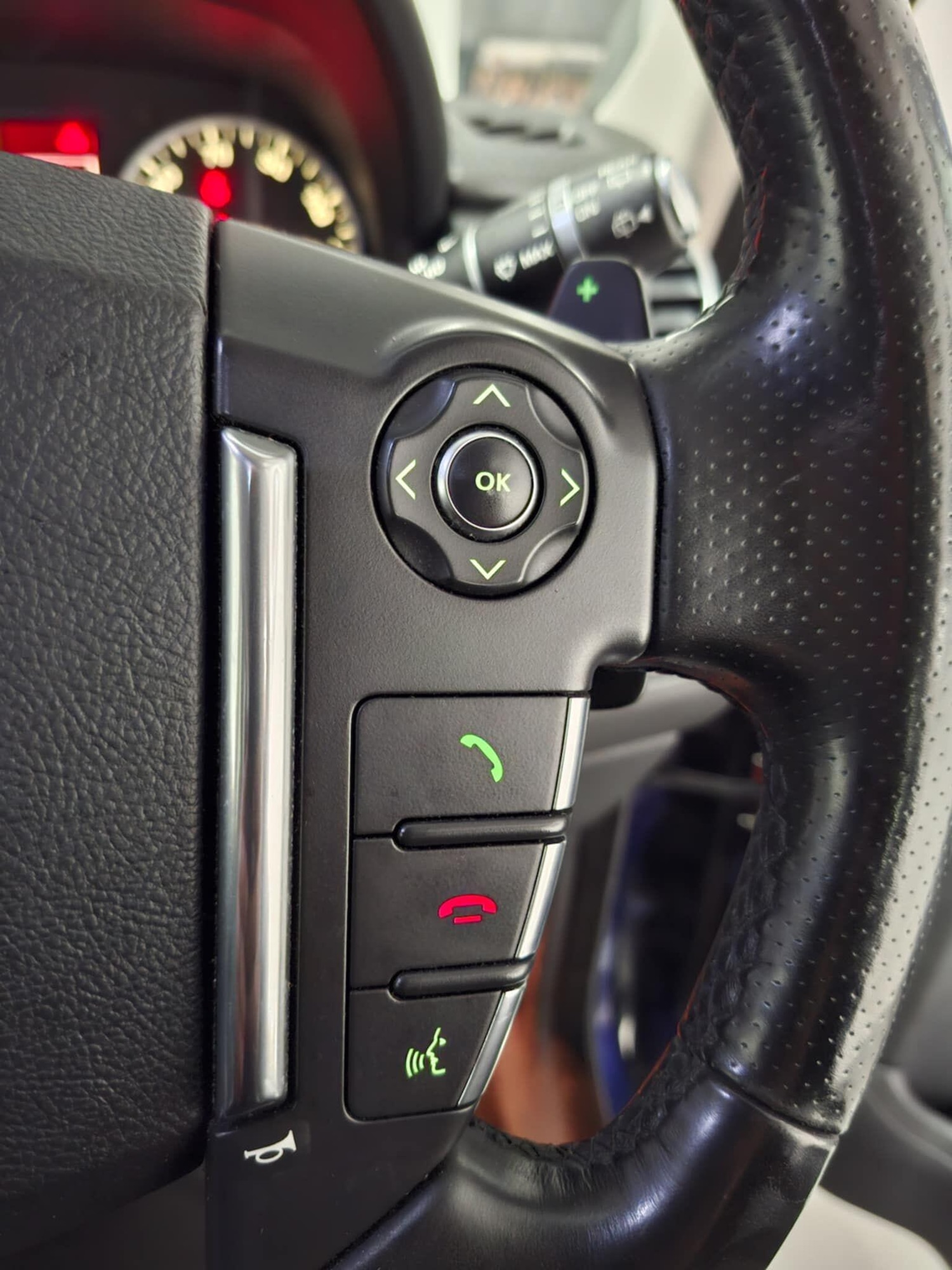 Used Land Rover Discovery 2010 for sale - 77683902: Photo 38