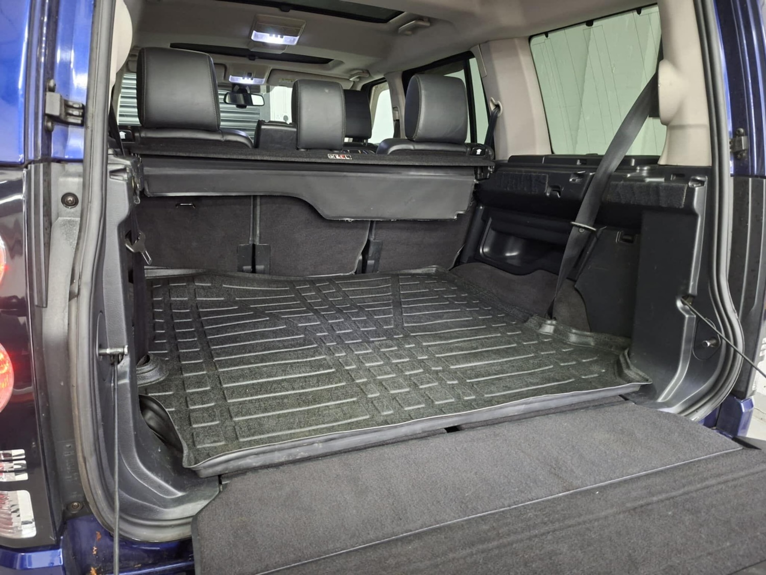 Used Land Rover Discovery 2010 for sale - 77683902: Photo 44