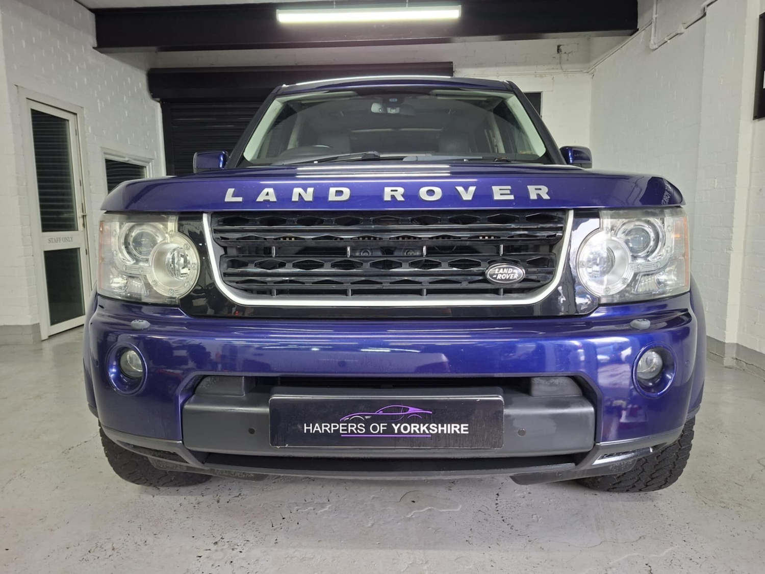Used Land Rover Discovery 2010 for sale - 77683902: Photo 6
