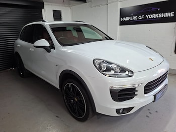 Used Porsche Cayenne 2015 for sale - 79487808: Photo