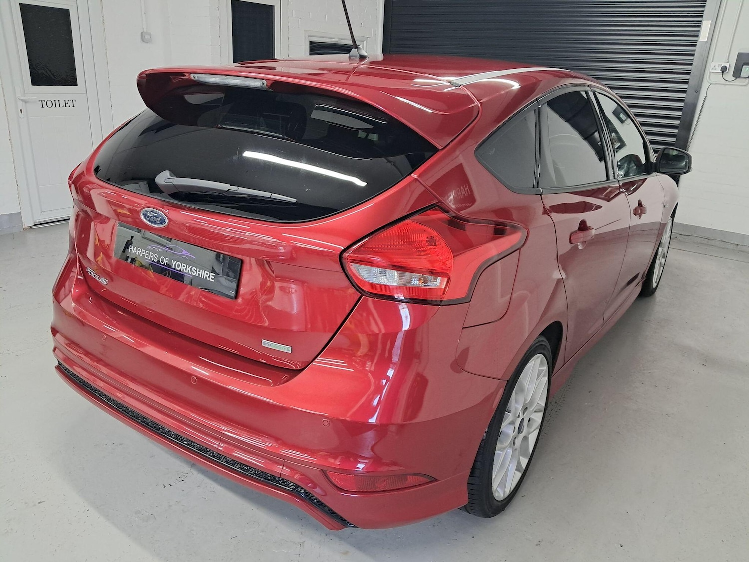 Used Ford Focus 2017 for sale - 76942644: Photo 9