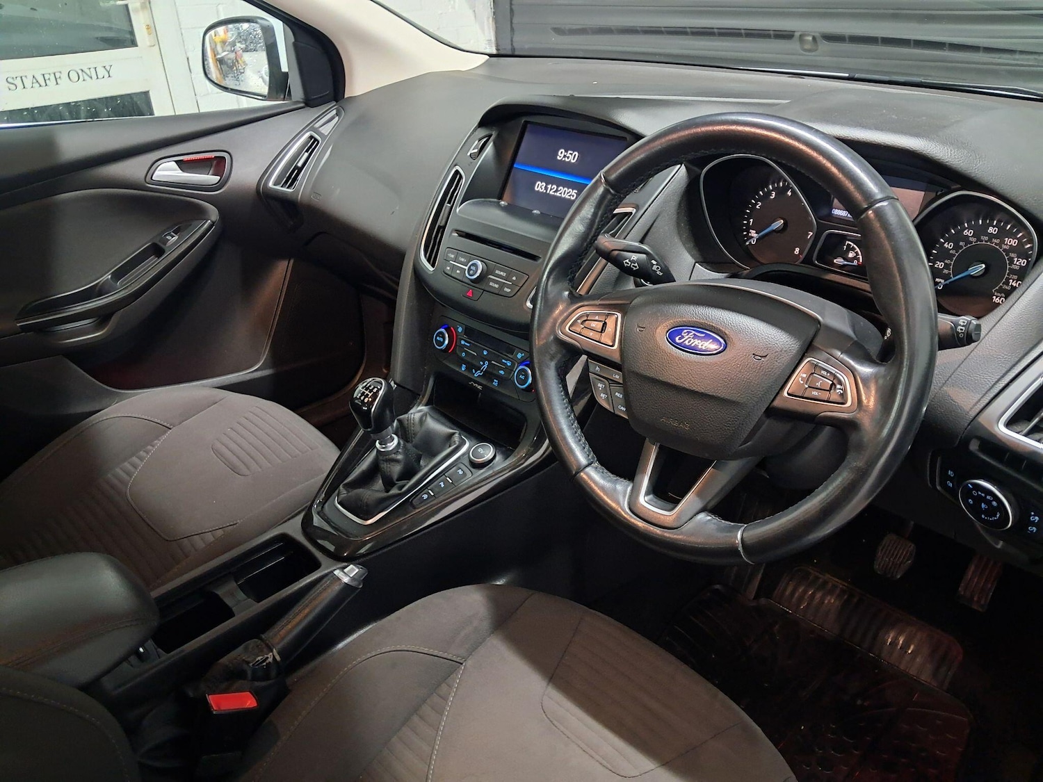 Used Ford Focus 2014 for sale - 76802291: Photo 16