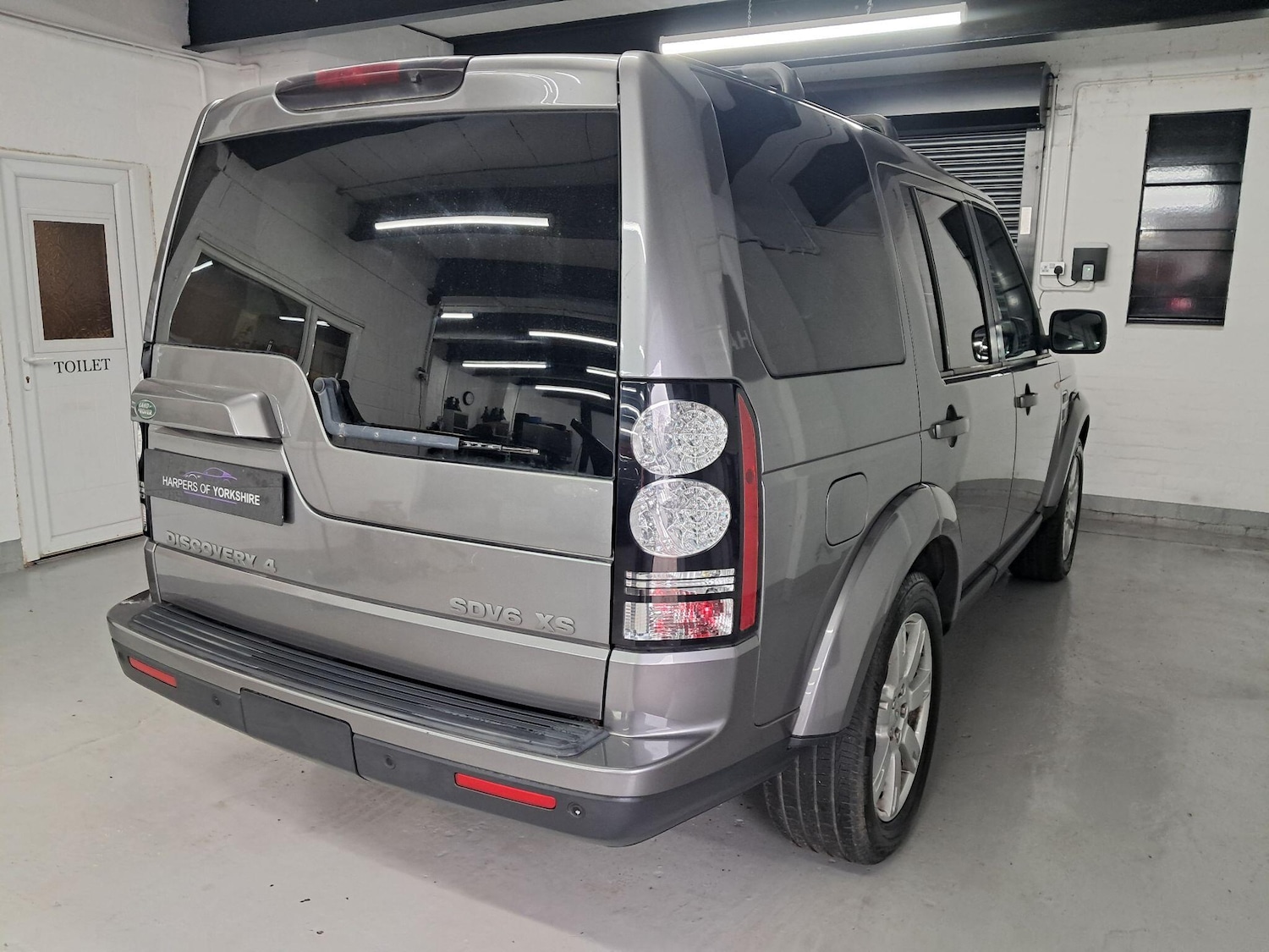 Used Land Rover Discovery 4 for sale - 78136032: Photo 14