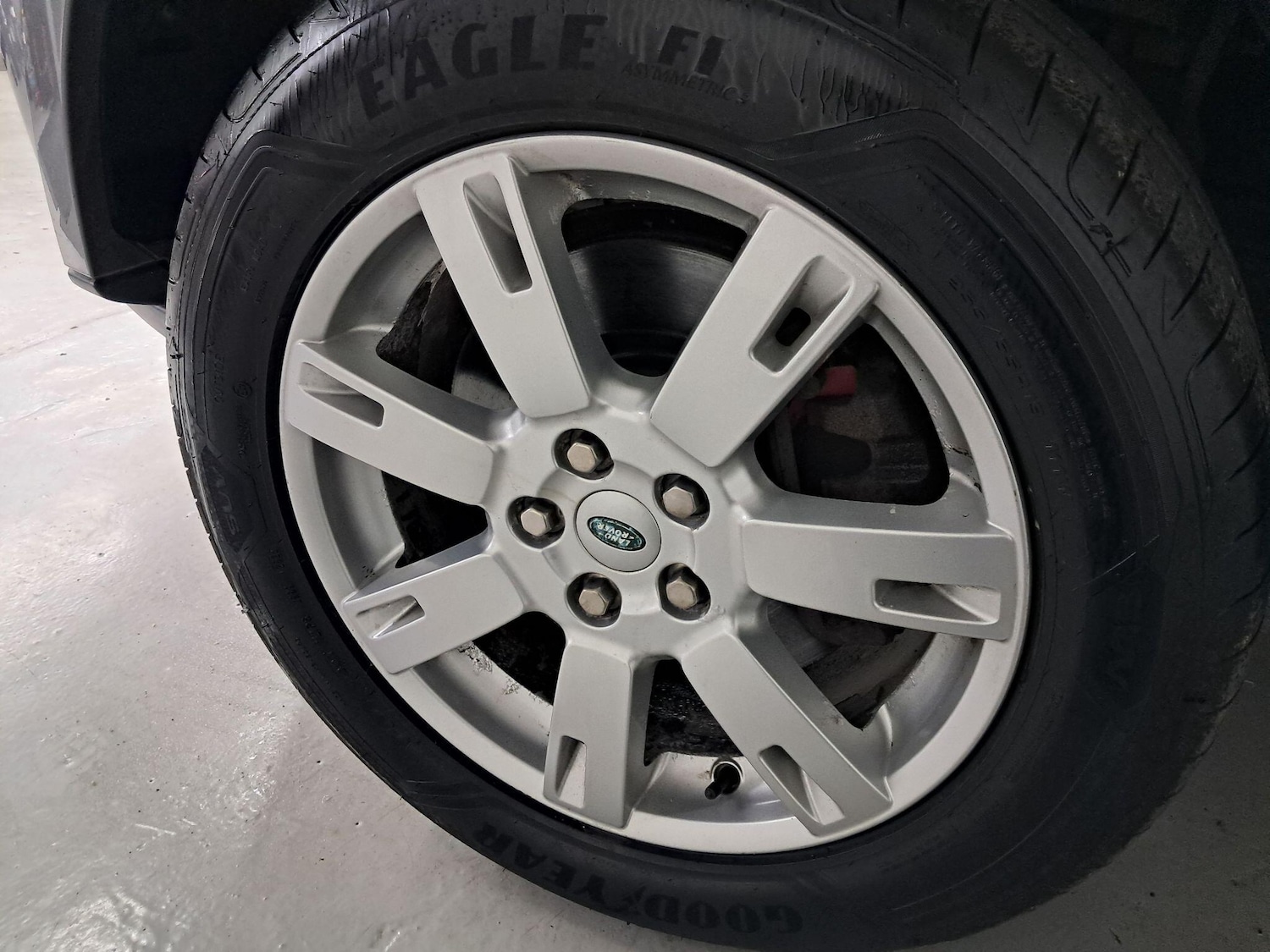 Used Land Rover Discovery 4 for sale - 78136032: Photo 8