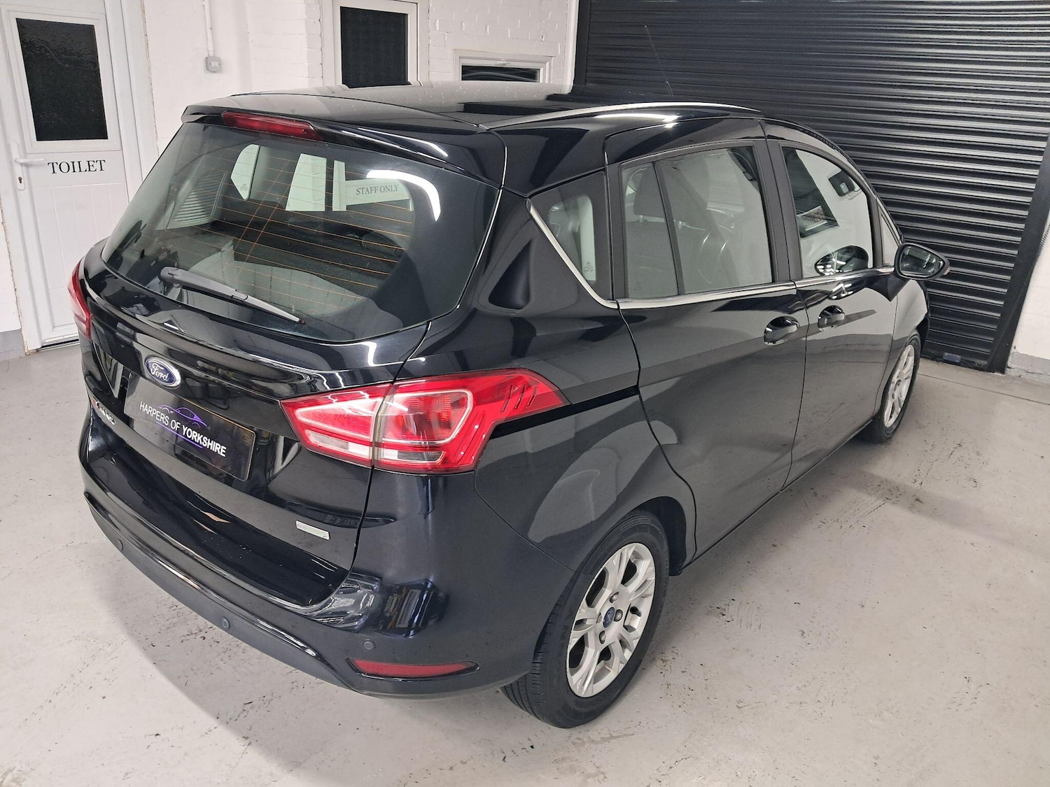 Used Ford B-MAX 2017 for sale - 76942418: Photo 11