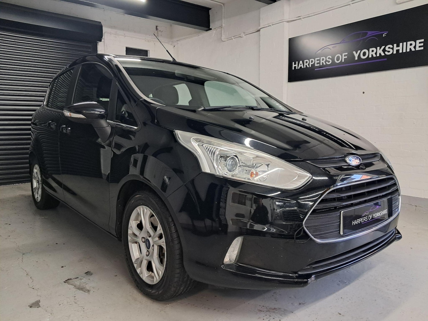 Used Ford B-MAX 2017 for sale - 76942418: Photo 2